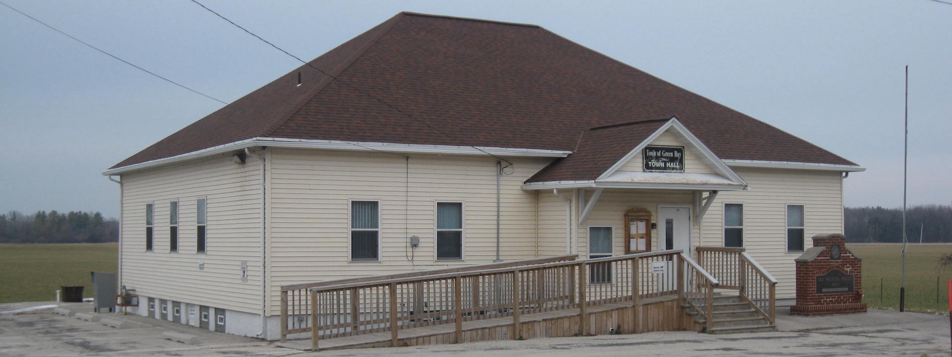 Town of Green Bay Town Hall building